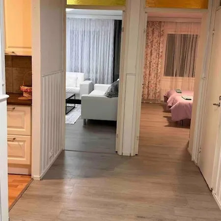 Comfortable Near Helsinki Airport Vantaa