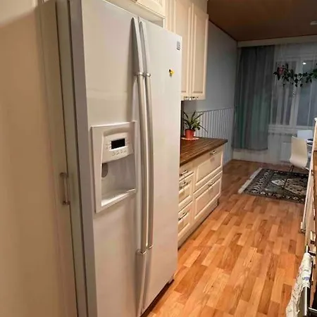 Comfortable Near Helsinki Airport Apartamento *